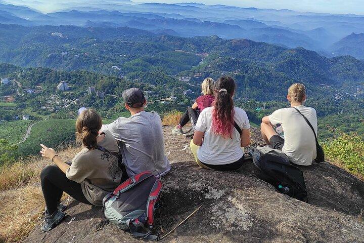 MUNNAR TREKKING